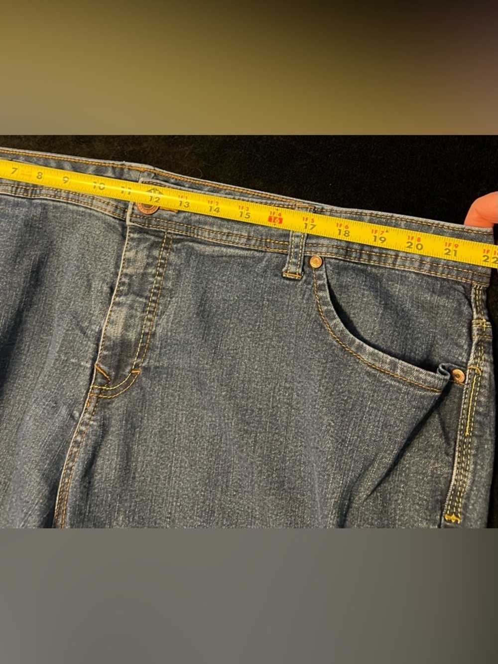 GUC Faded Glory Stretchy! Classic Blue Denim Pedal Pusher Jeans Womenâs 22W - Picture 5 of 7